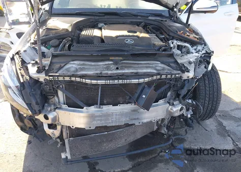 2018 Mercedes-Benz C 350E z USA, uszkodzony, nr VIN 55SWF4HB1JU272144